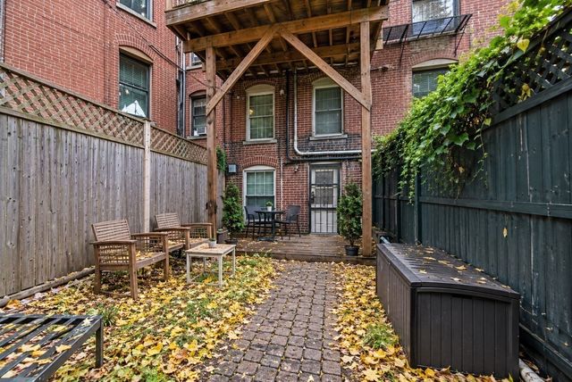 50 Montgomery St 1, Boston, MA 02116