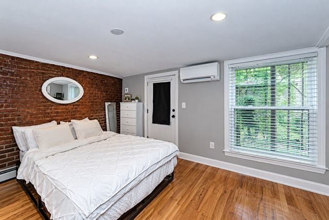 50 Montgomery St 1, Boston, MA 02116