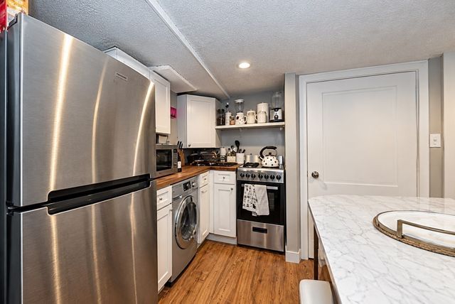 50 Montgomery St 1, Boston, MA 02116