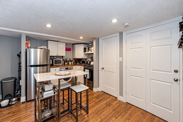 50 Montgomery St 1, Boston, MA 02116
