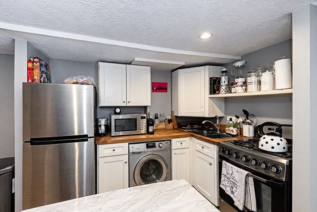 50 Montgomery St 1, Boston, MA 02116
