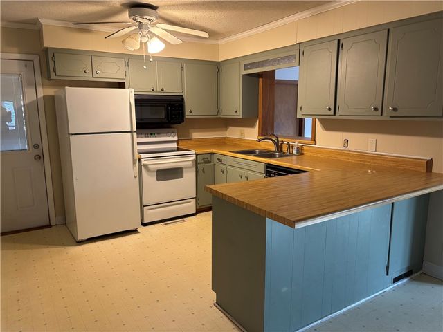 730 Tanglewood Drive, Seneca, SC 29672