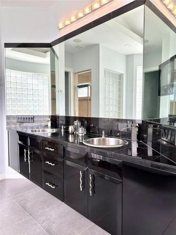 6049 LADY BET DRIVE, Orlando, FL 32819