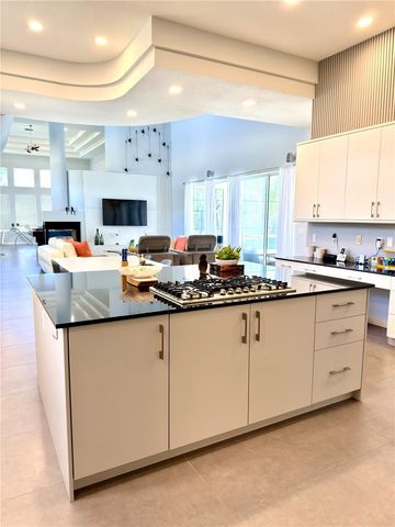 6049 LADY BET DRIVE, Orlando, FL 32819