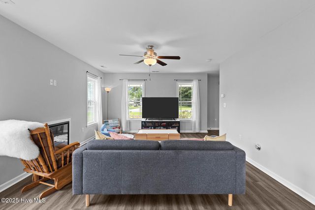 116 Scott Jenkins Road, Jacksonville, NC 28540