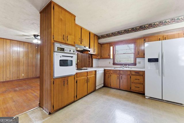 2567 Creston Way, Morrow, GA 30260