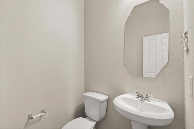 313 Redbud Ridge Drive, Brookshire, TX 77423