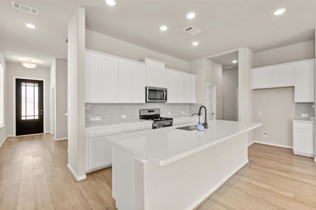 313 Redbud Ridge Drive, Brookshire, TX 77423