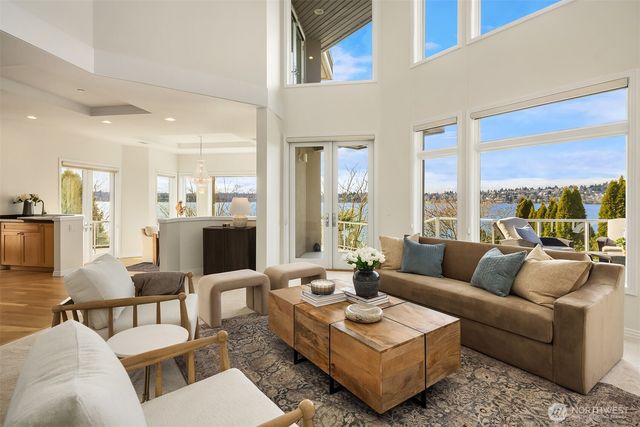 7439 W Mercer Way, Mercer Island, WA 98040