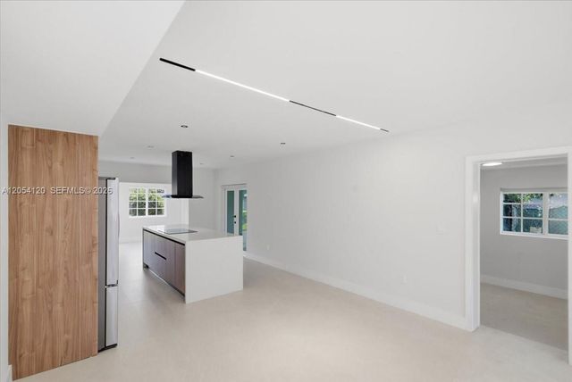 323 NW 104th Terrace, Miami, FL 33150