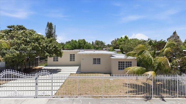 323 NW 104th Terrace, Miami, FL 33150
