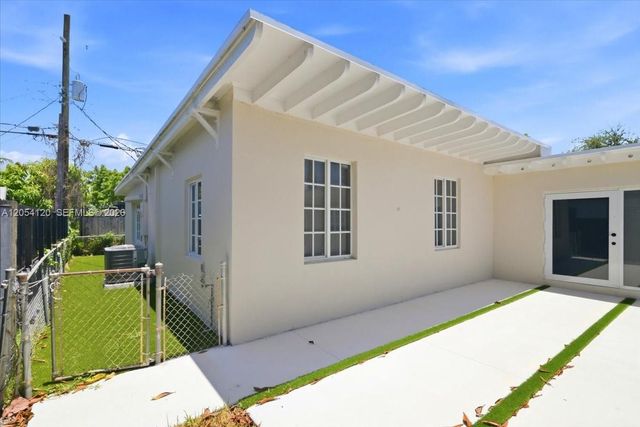 323 NW 104th Terrace, Miami, FL 33150