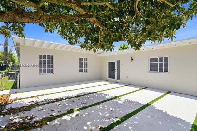 323 NW 104th Terrace, Miami, FL 33150
