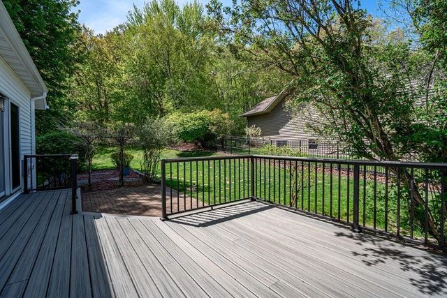 3615 Wintergreen Court, Eau Claire, WI 54701
