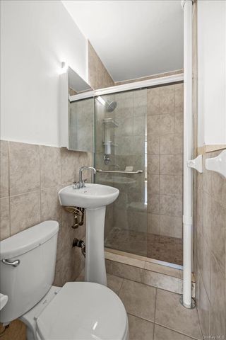 3720 Independence Avenue 5F, Bronx, NY 10463