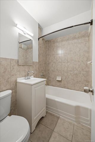 3720 Independence Avenue 5F, Bronx, NY 10463