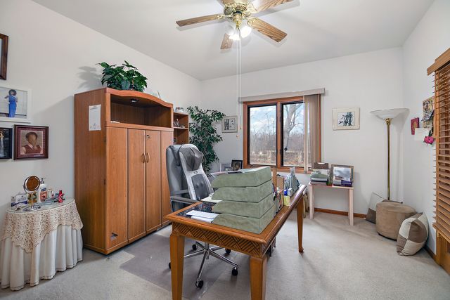 321 Royal Oak Drive, Steger, IL 60475