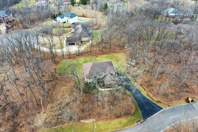 321 Royal Oak Drive, Steger, IL 60475