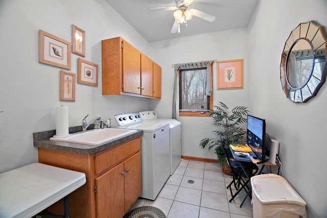 321 Royal Oak Drive, Steger, IL 60475