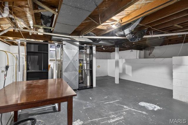 1511 Laurel Street, Highland, IL 62249