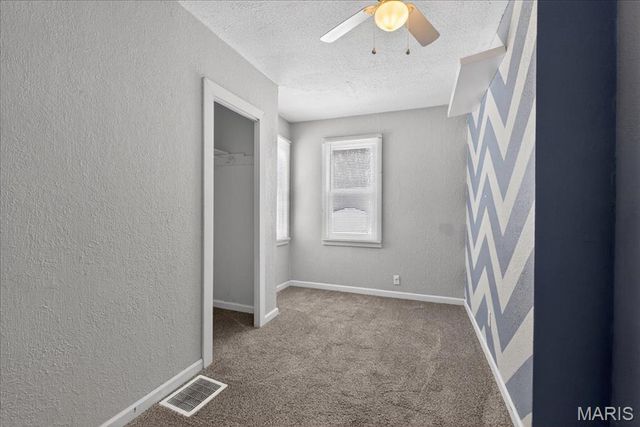 1511 Laurel Street, Highland, IL 62249