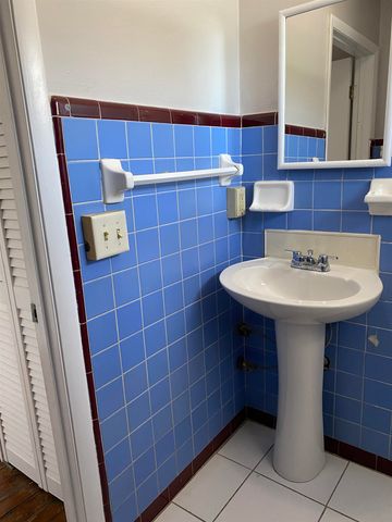 147 Riberia St D, St Augustine, FL 32084