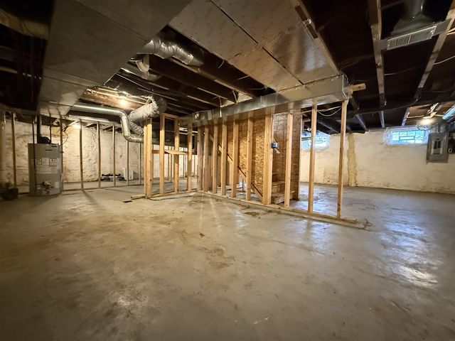 710 Logan Street, Grand Rapids, MI 49503