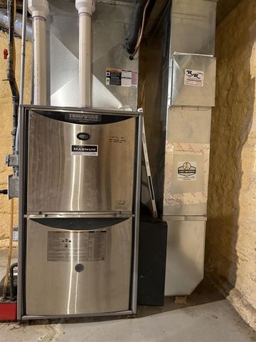 710 Logan Street, Grand Rapids, MI 49503