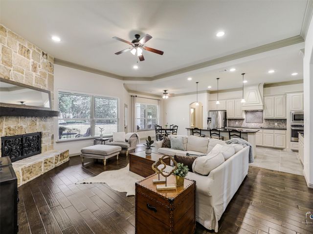 101 Sandlin Court, Springtown, TX 76082