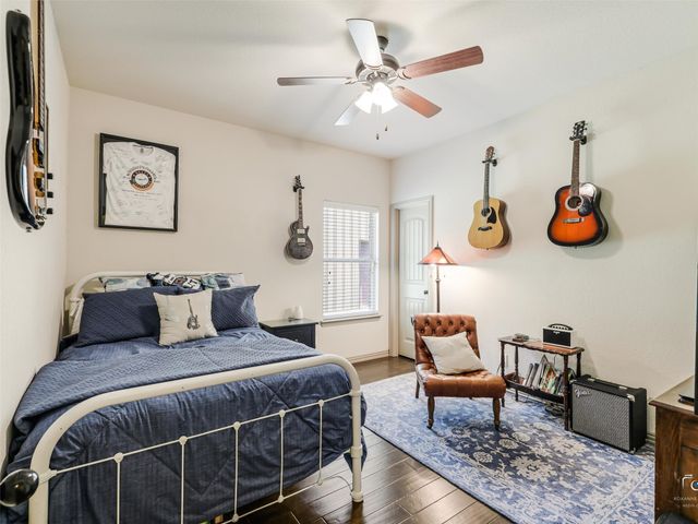 101 Sandlin Court, Springtown, TX 76082