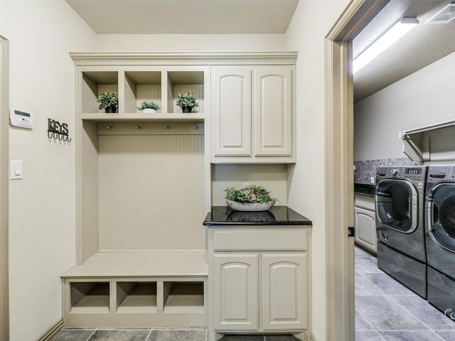 101 Sandlin Court, Springtown, TX 76082