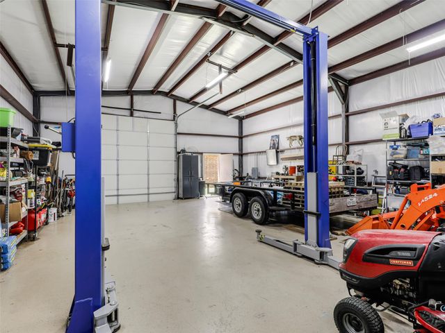 101 Sandlin Court, Springtown, TX 76082