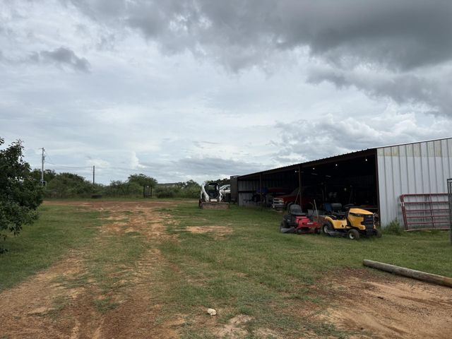 2990 S 304 Highway, Rosanky, TX 78953
