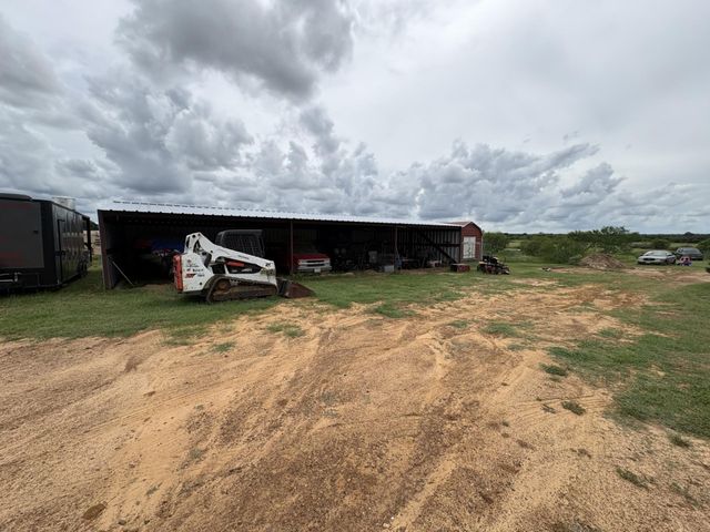 2990 S 304 Highway, Rosanky, TX 78953
