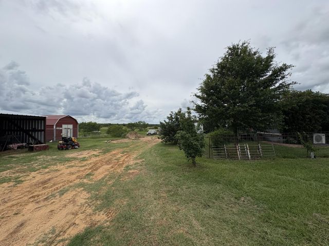 2990 S 304 Highway, Rosanky, TX 78953