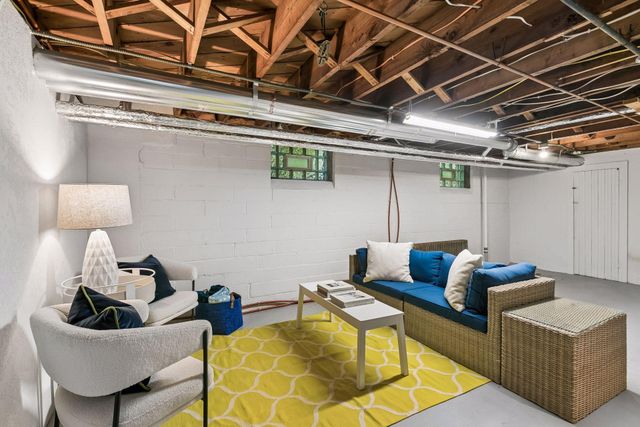 4227 Washburn Avenue N, Minneapolis, MN 55412