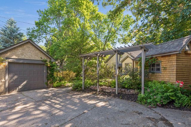 4227 Washburn Avenue N, Minneapolis, MN 55412