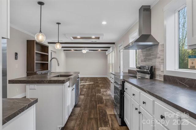 209 Walnut Branch Road, Weaverville, NC 28787