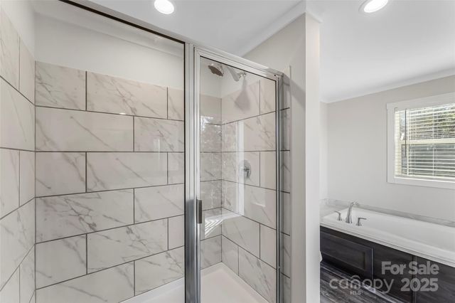 209 Walnut Branch Road, Weaverville, NC 28787