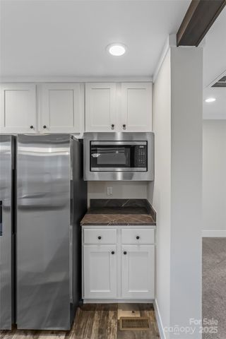 209 Walnut Branch Road, Weaverville, NC 28787