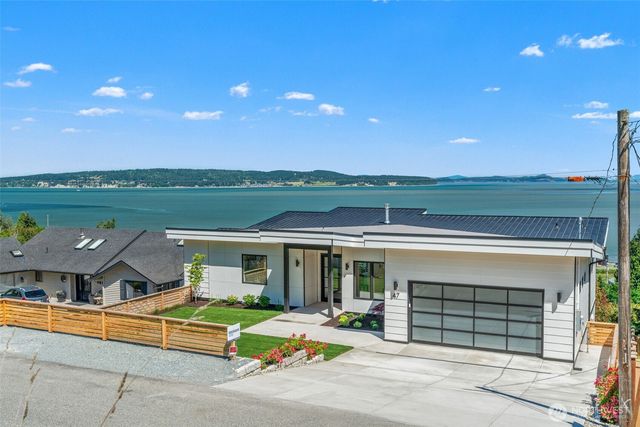 47 Conley Drive, Camano Island, WA 98282