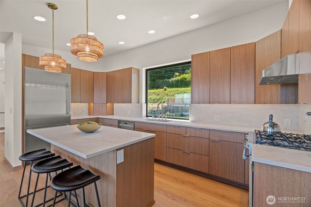 47 Conley Drive, Camano Island, WA 98282