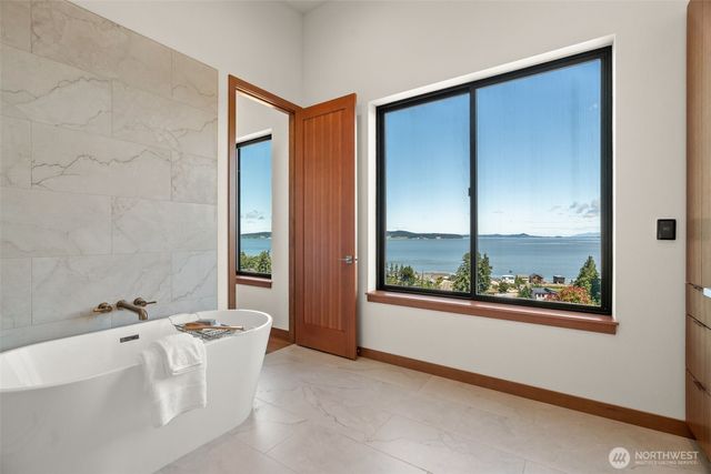 47 Conley Drive, Camano Island, WA 98282