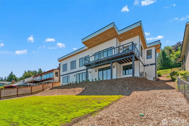 47 Conley Drive, Camano Island, WA 98282