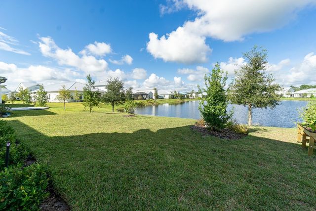 53 Tilloo Ct, St Johns, FL 32259