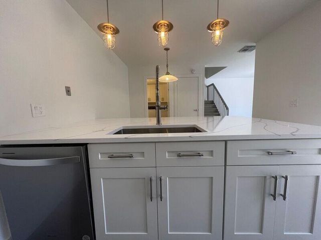 5714 57th Way, West Palm Beach, FL 33409