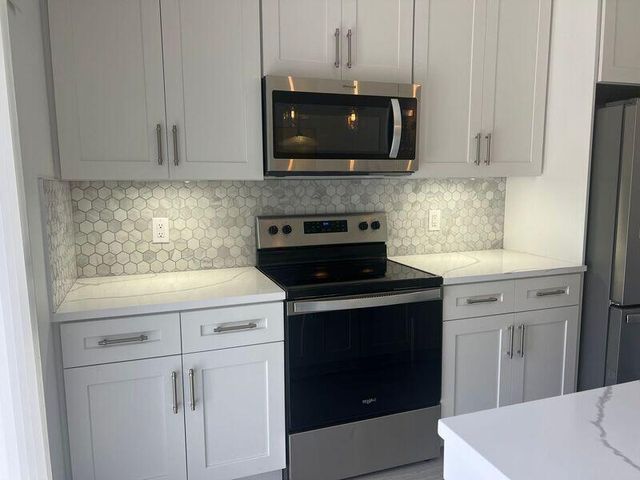 5714 57th Way, West Palm Beach, FL 33409