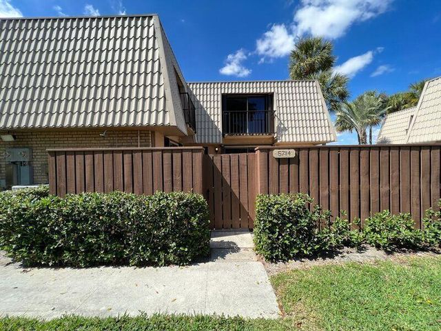 5714 57th Way, West Palm Beach, FL 33409
