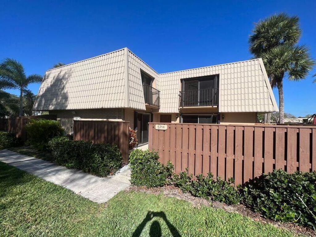 5714 57th Way, West Palm Beach, FL 33409
