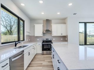 206 E Wonsley DR A, Austin, TX 78753